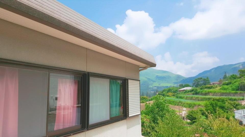 由布市 由布周日旅馆酒店 外观 照片
